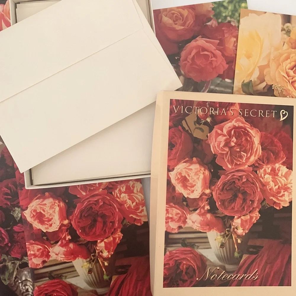 Victoria’s Secret - Notecards (7) - Picture 3 of 4